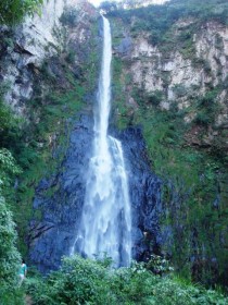 décima quarta cachoeira da Rota e se chama Salto Grande