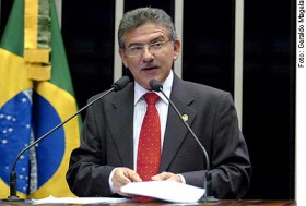 Senador do Psol José Nery