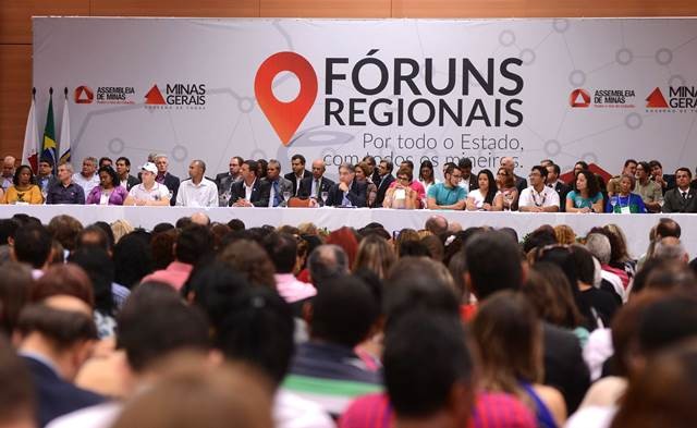 Governador Fernando Pimentel participa do Fórum Regional de Contagem 03-09-2015-Contagem Foto: Manoel Marques/imprensa-MG