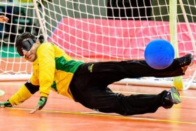 atleta_paralimpico_no_goalball