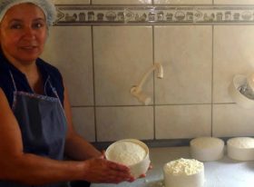 Produtora de queijo em São João Batista do Glória - Crédito: Divulgação/Emater