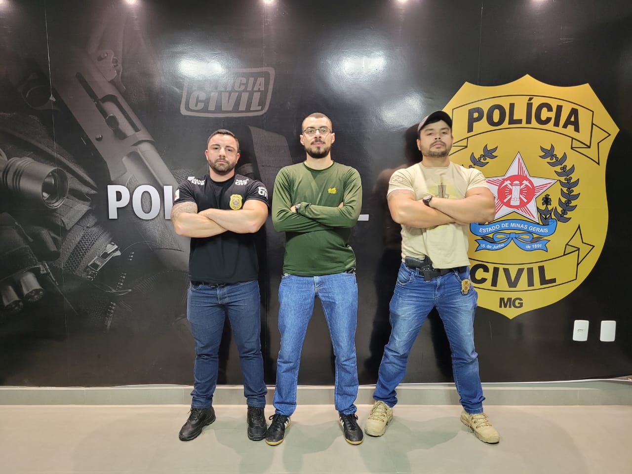 PCMG PRENDE TRAFICANTE NO BAIRRO SÃO VICENTE ENVOLVIDO EM HOMICÍDIOS E